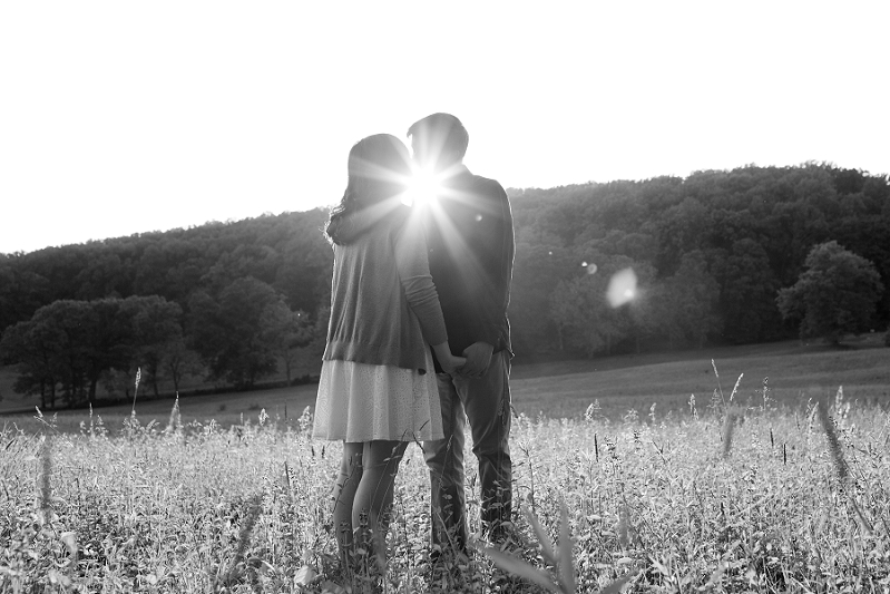 Valley-Forge-Engagement-by-Adrienne-Matz-Photography_0026.jpg