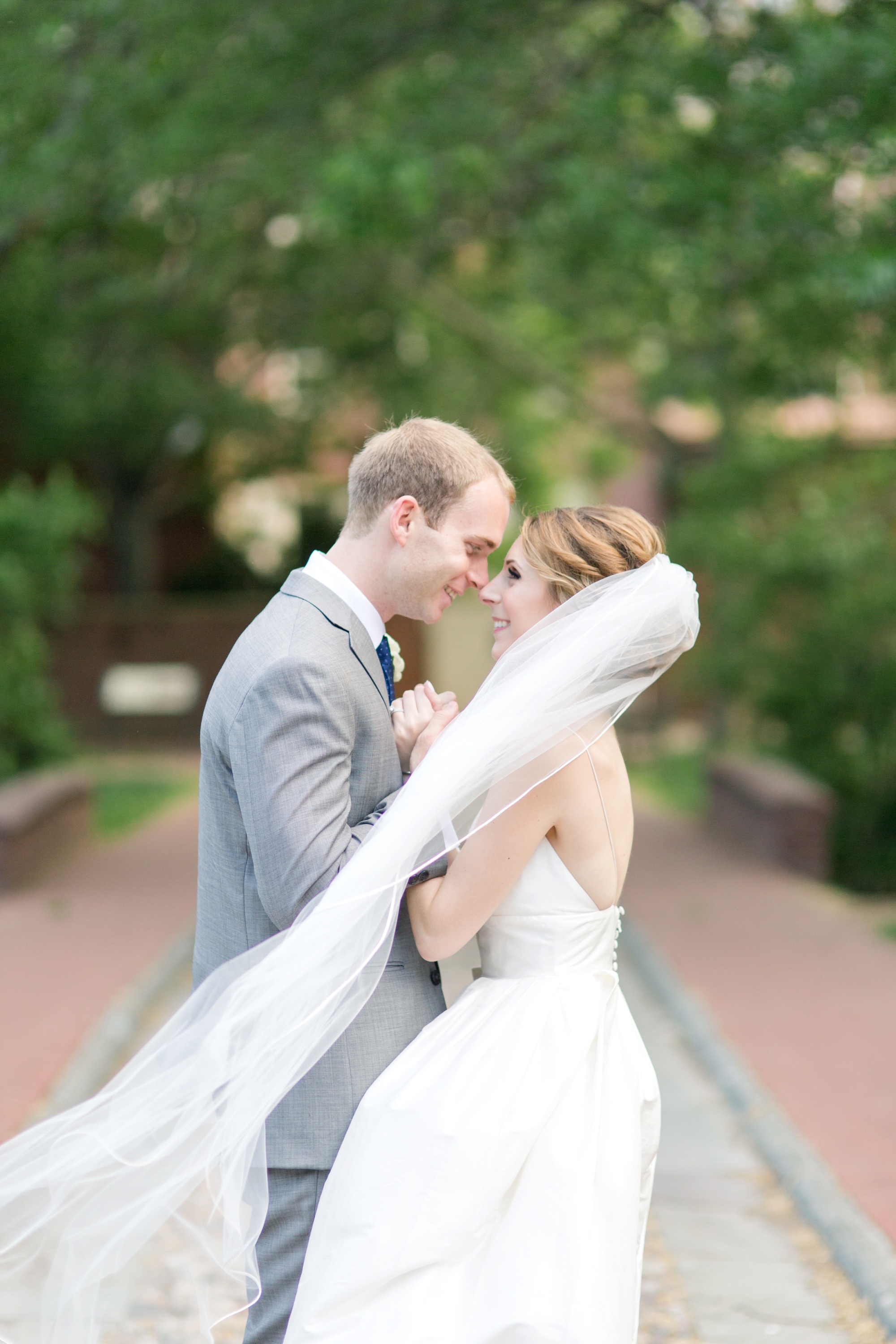 Colonial Dames Society Wedding Photography in Philadelphia, PA