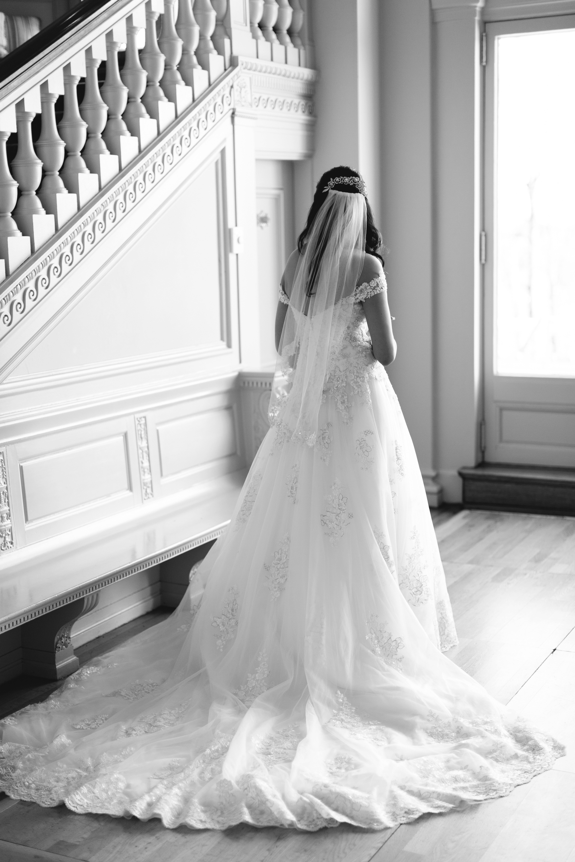 Stunning Bride at Cairnwood Estate