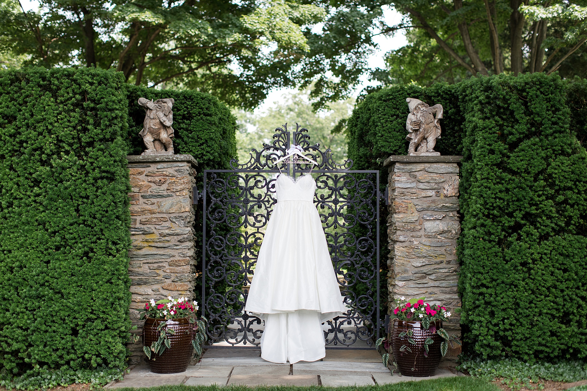 Drumore Estate Wedding Front Gate